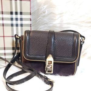 👜Burberry Berkeley Plum Crossbody👜